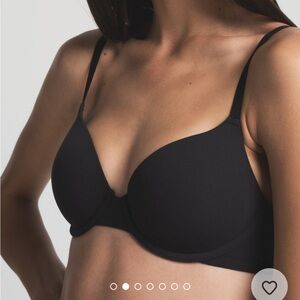 SKIMS Fits Everybody Tshirt Bra